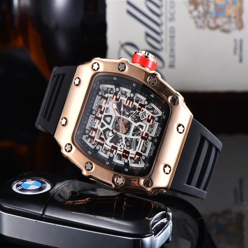 Stainless Steel Hot Selling Quartz Watch - 11style