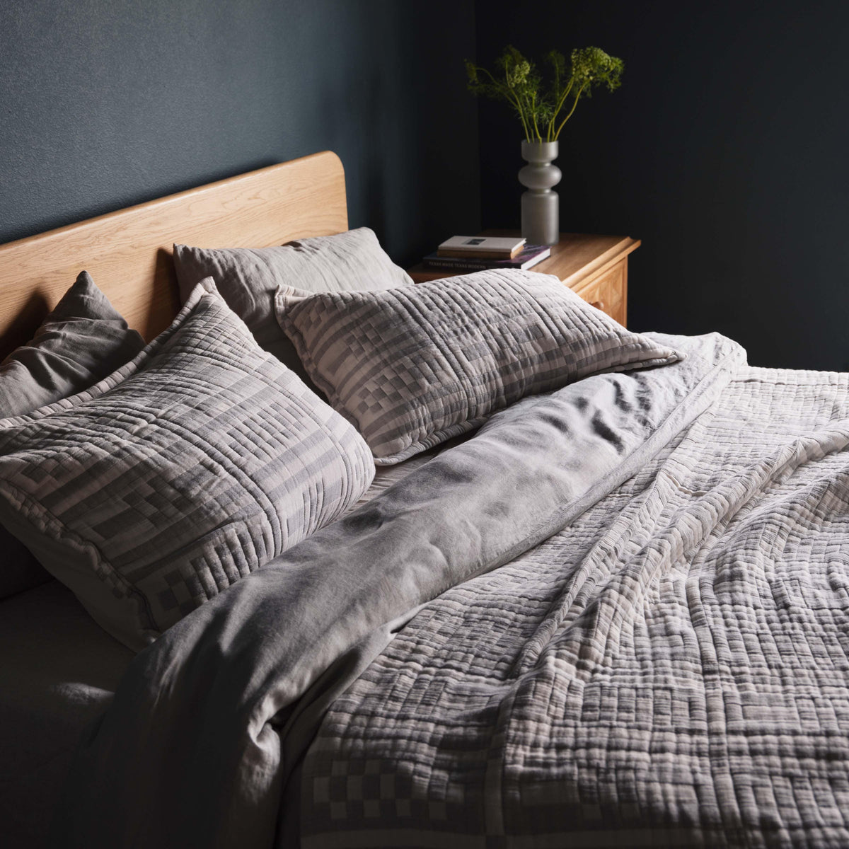 Alegria Organic Cotton Quilted Bed Blanket - Stone Blue - Image 5