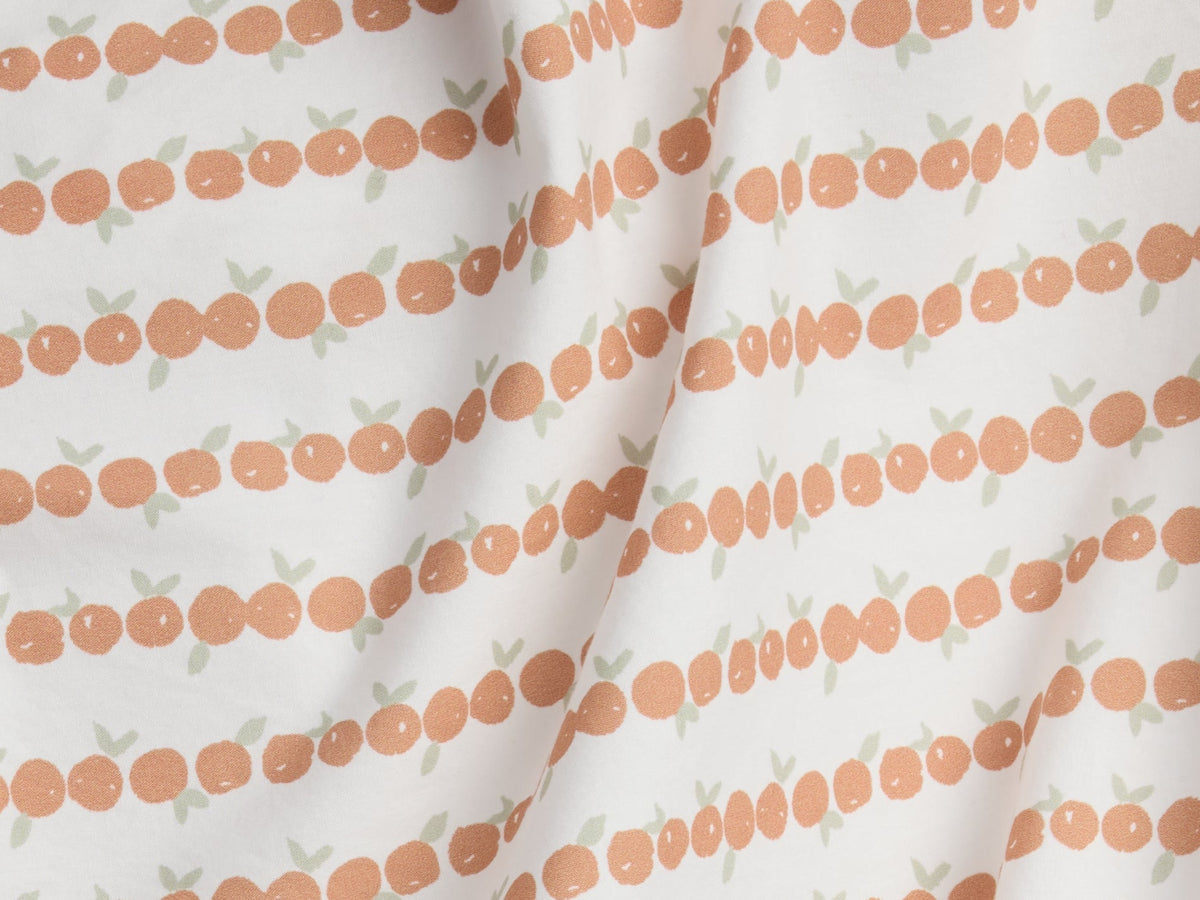 Percale Crib Sheet (Clementines) - Image 3