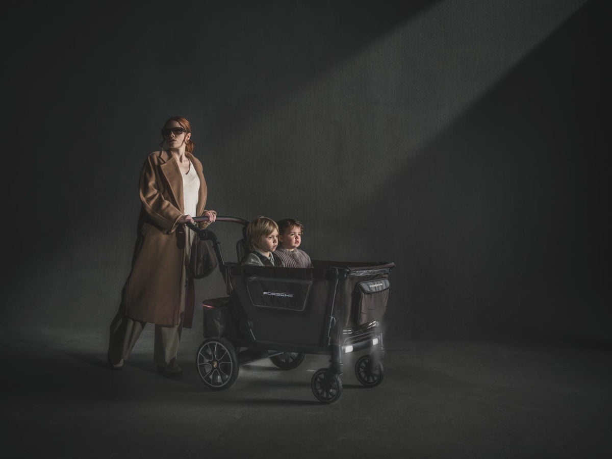 WonderFold L4 Quad (4 Seater) Stroller Wagon with Electric Wheels - Porsche - Image 20
