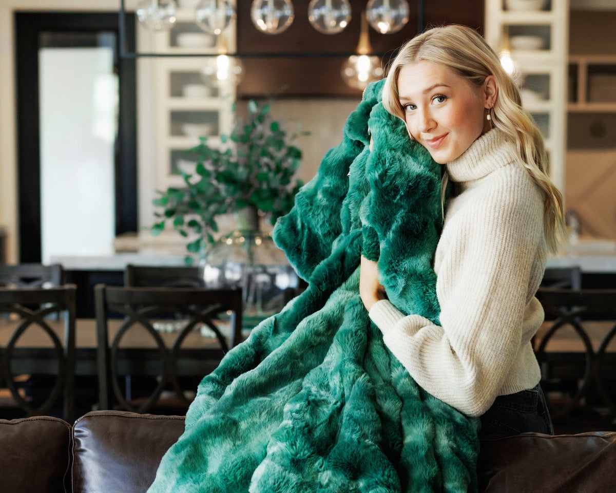 Premium Cloud Eucalyptus Blanket - Image 3