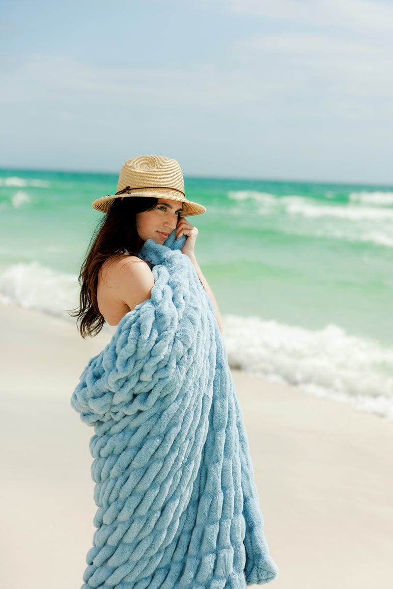 Hugs Alaskan Blue Blanket - Image 2