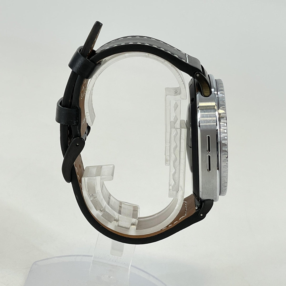 Samsung Galaxy Watch8 Classic 46mm Black WiFi 64GB - Image 4