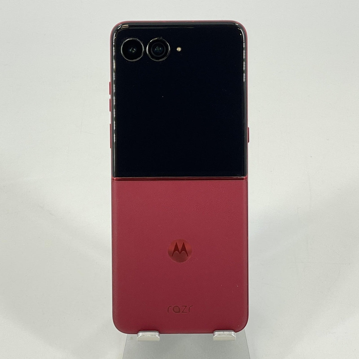 Motorola Razr Ultra (2025) 1TB Red (GSM Unlocked) - Image 8
