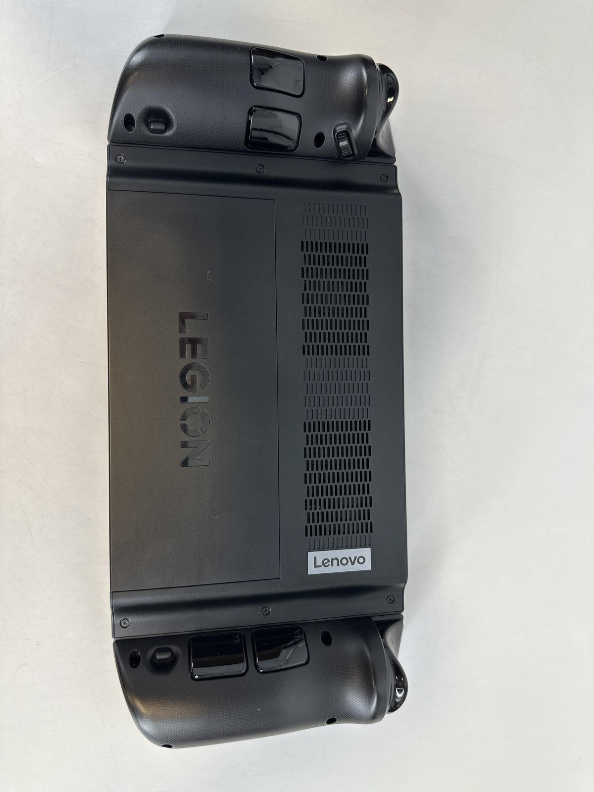 Lenovo Legion Go AMD Ryzen Z1 Extreme 16GB RAM 2TB Solid State Drive - Image 9