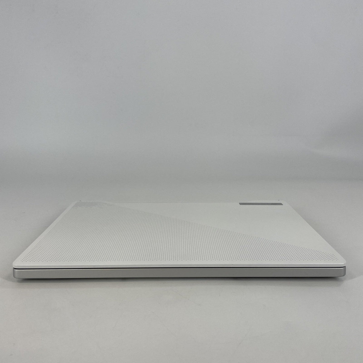 Asus ROG Zephyrus G14 GA401 14 White 3.0 GHz AMD Ryzen 9 4900HS 16GB RAM 1TB Solid State Drive NVIDIA GeForce RTX - Image 9