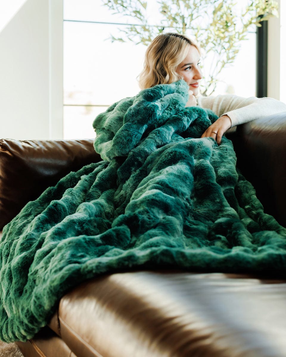 Premium Cloud Eucalyptus Blanket - Image 4