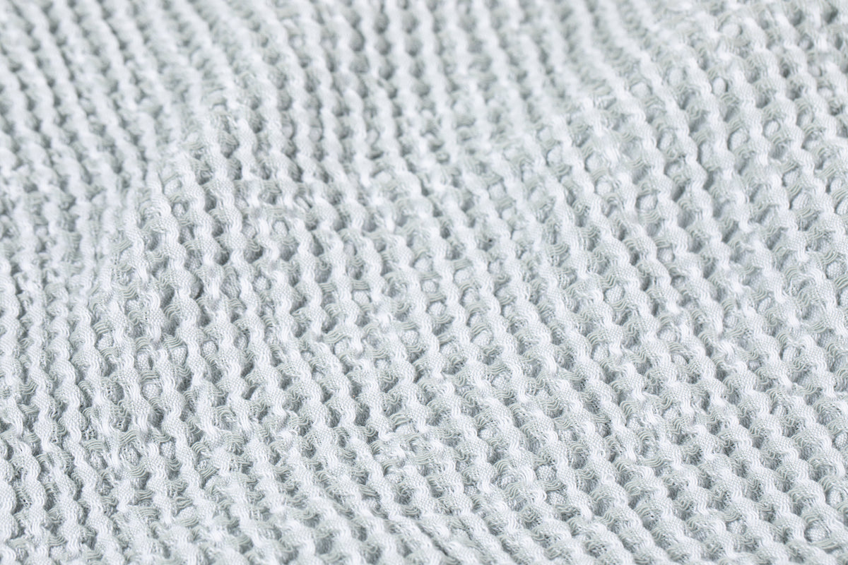 The Organic Cotton Waffle Throw - Image 6