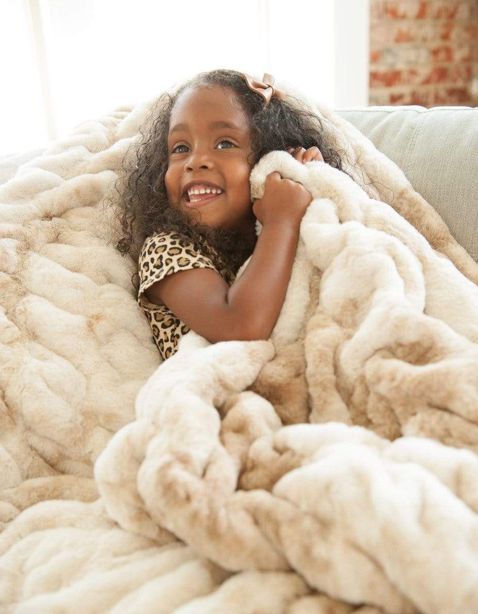 Hugs Cotton Candy Caramel Blanket - Image 5