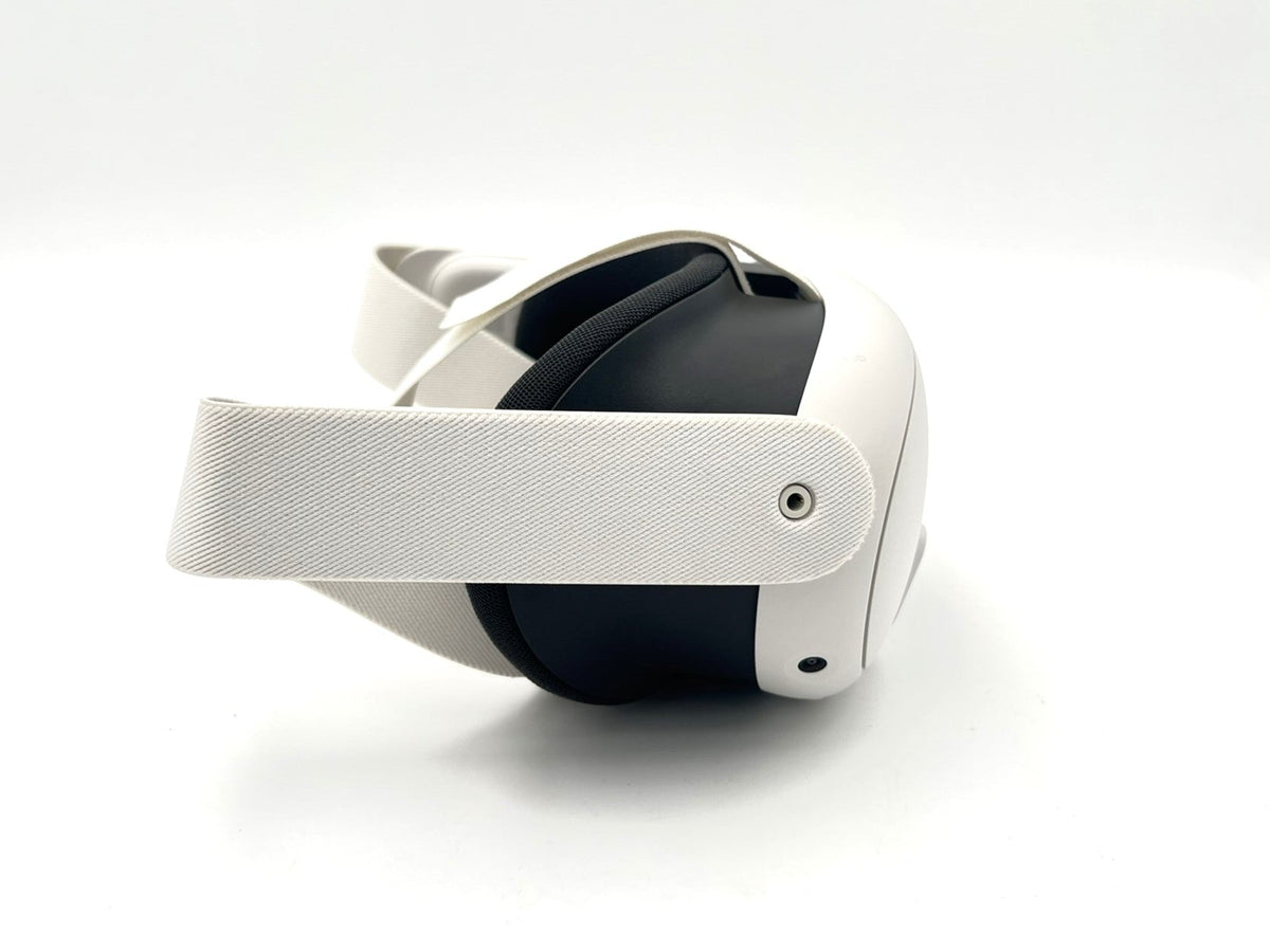 Meta Quest 3 Breakthrough Mixed Reality - 512GB - White - 899‑00652‑01 - Image 4
