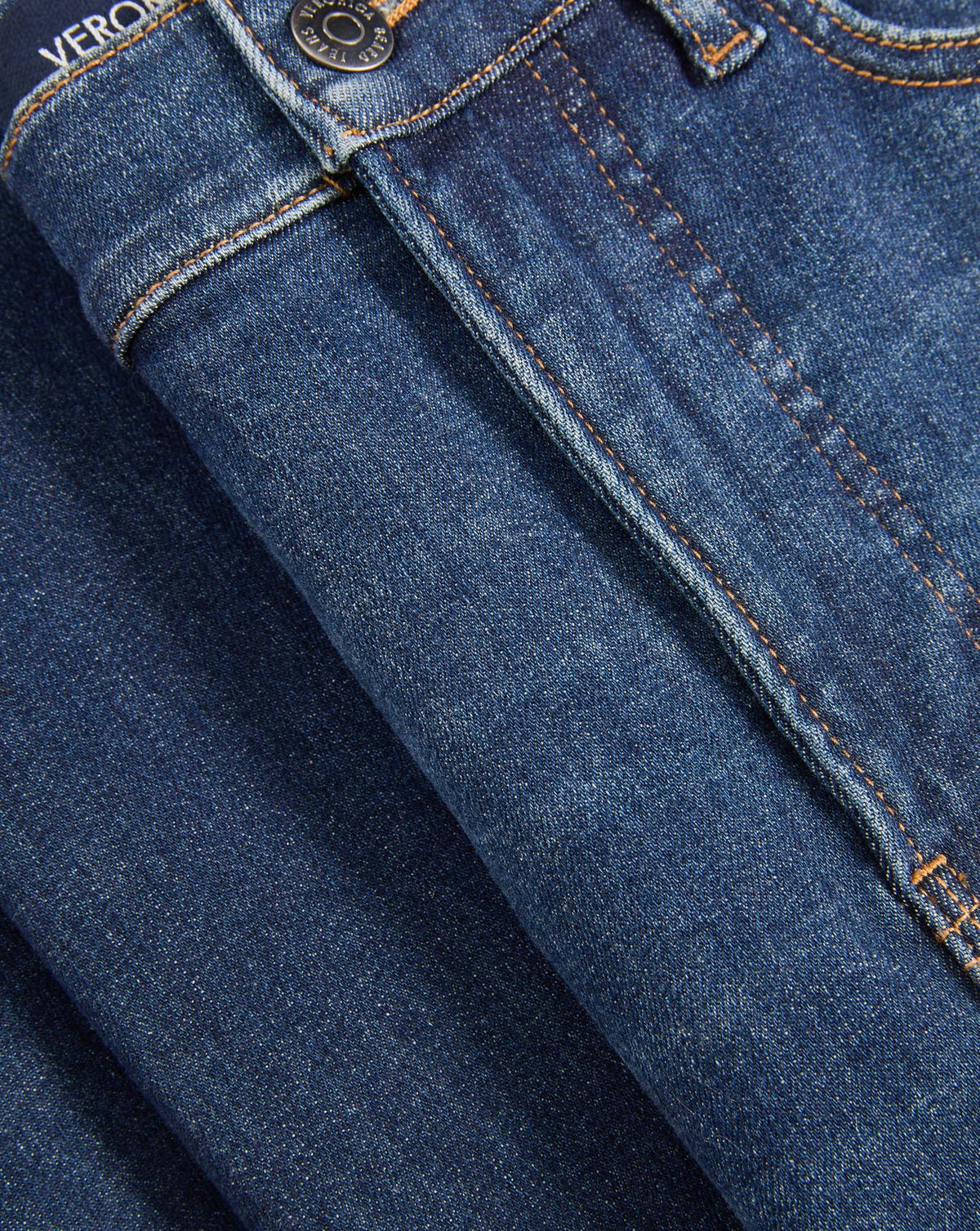 Taylor Wide-Leg Jean - Image 4
