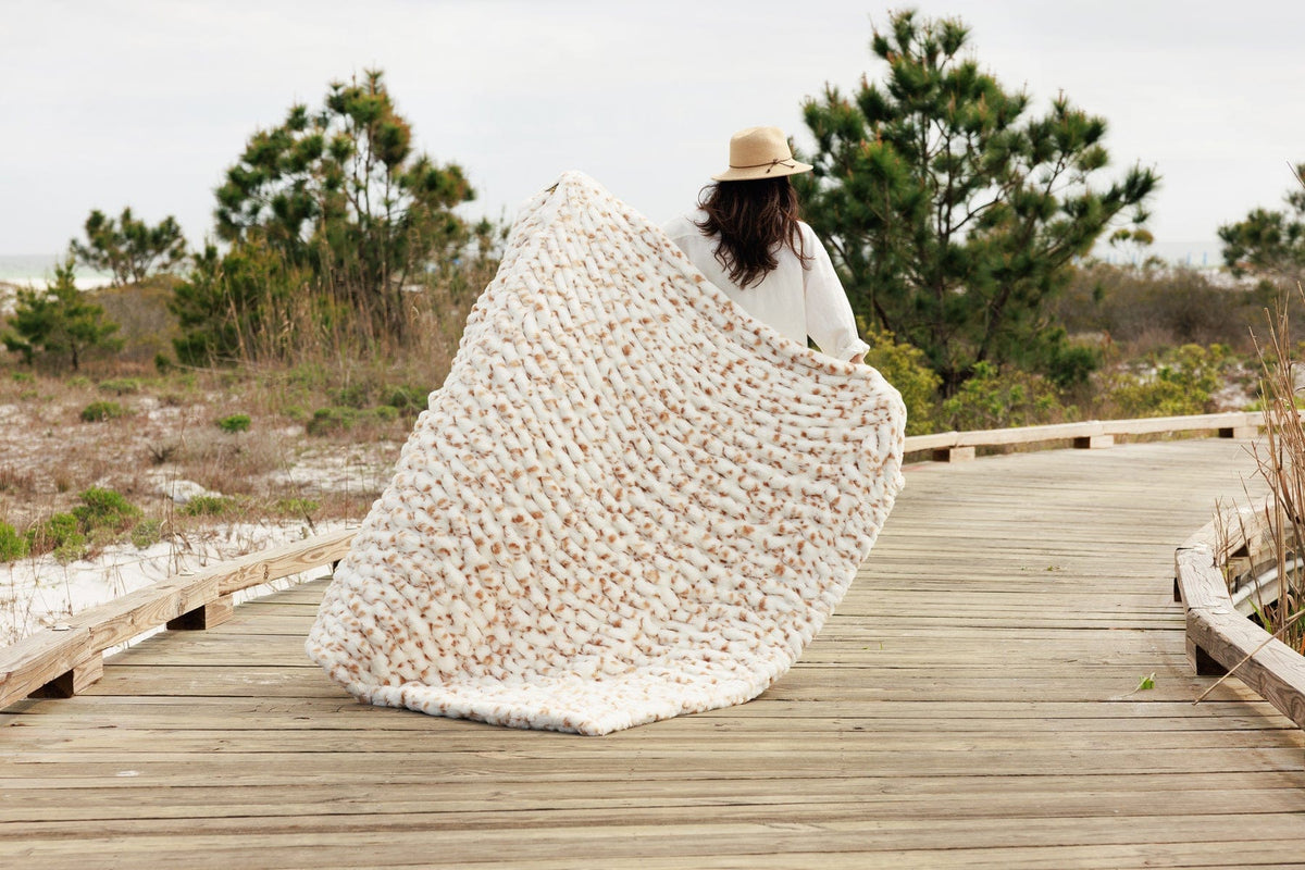 Hugs Spotted Fawn Blanket - Image 5