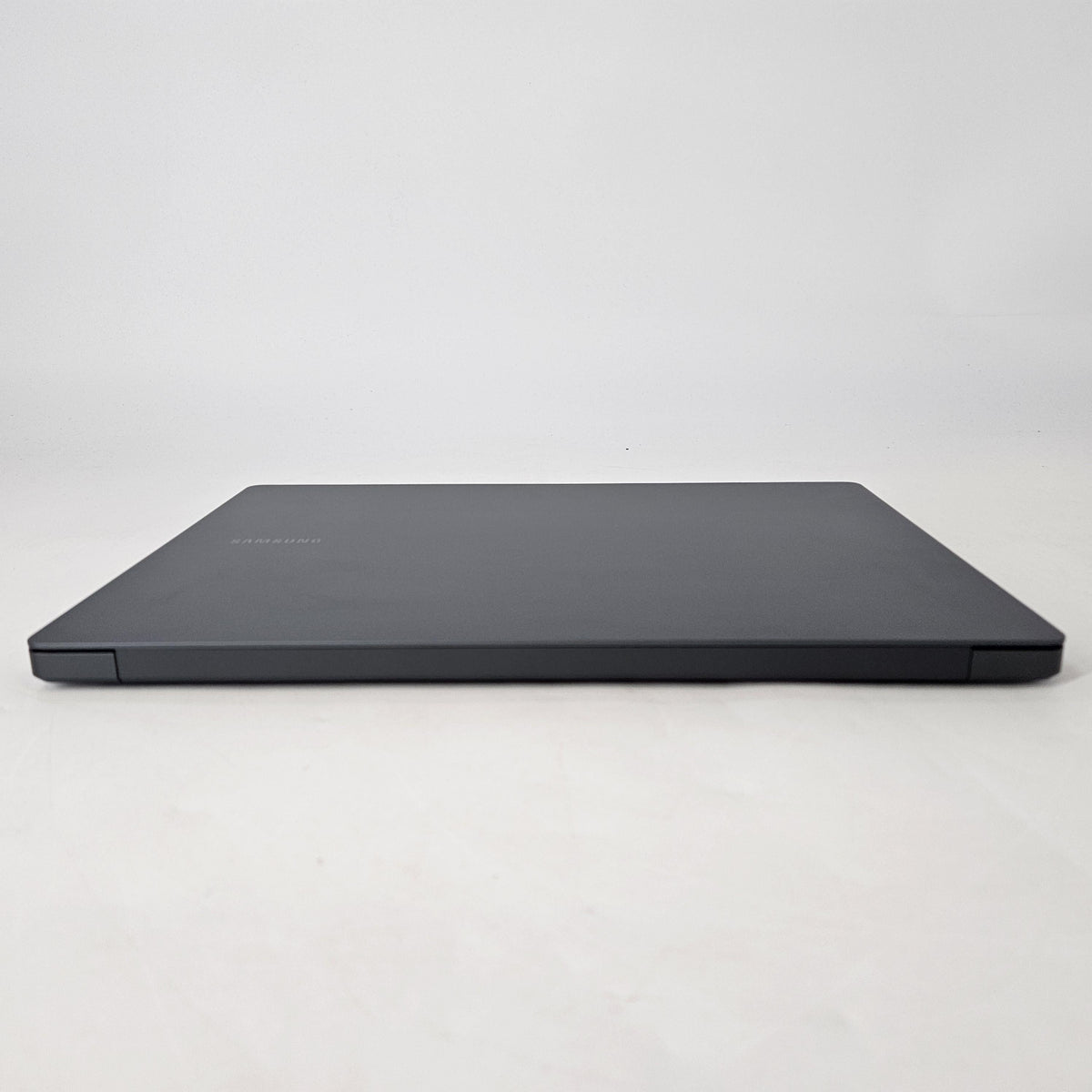 Samsung Galaxy Book3 Ultra 16 Graphite 2.6 GHz Intel Core i9 13th Gen. 32GB RAM 1TB Solid State Drive NVIDIA - Image 7