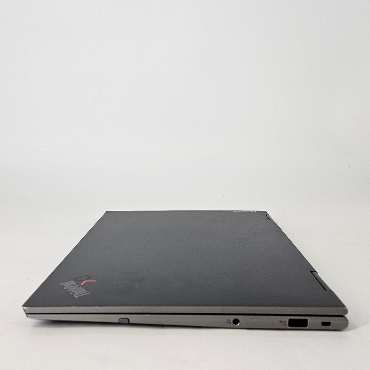 Lenovo ThinkPad X1 Yoga Gen 6 14 Gray 2.4 GHz Intel Core i5 11th Gen. 16GB RAM 512GB Solid State Drive - Image 13