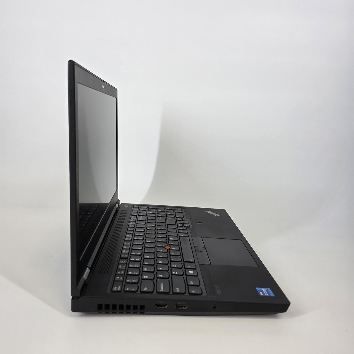 Lenovo ThinkPad P15 Gen 2 Black 2.3 GHz Intel Core i7 11th Gen. 32GB RAM 1TB Solid State Drive NVIDIA RTX A4000 8 - Image 3