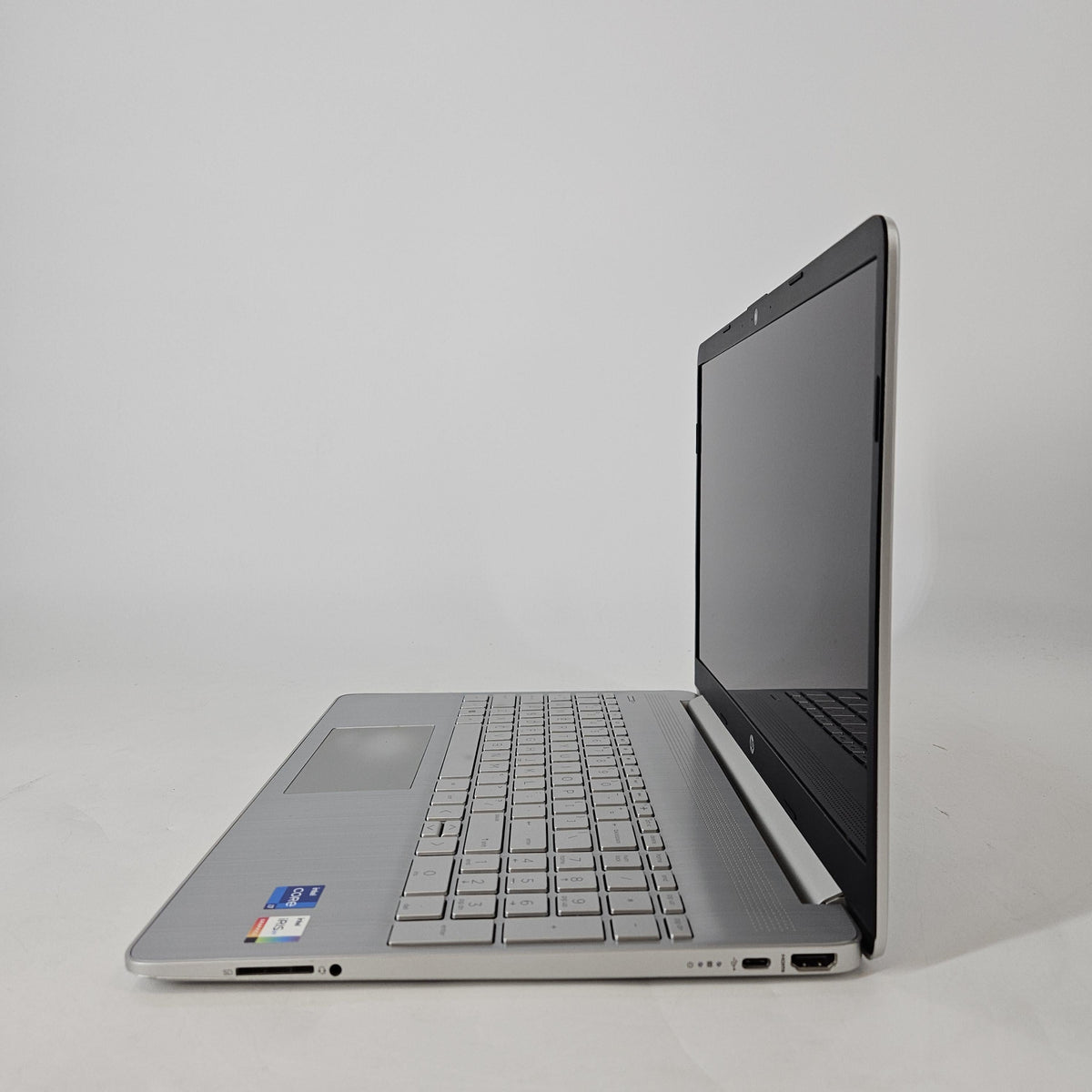 HP Notebook 15 Silver 2.8 GHz Intel Core i7 11th Gen. 16GB RAM 512GB Solid State Drive - Image 4