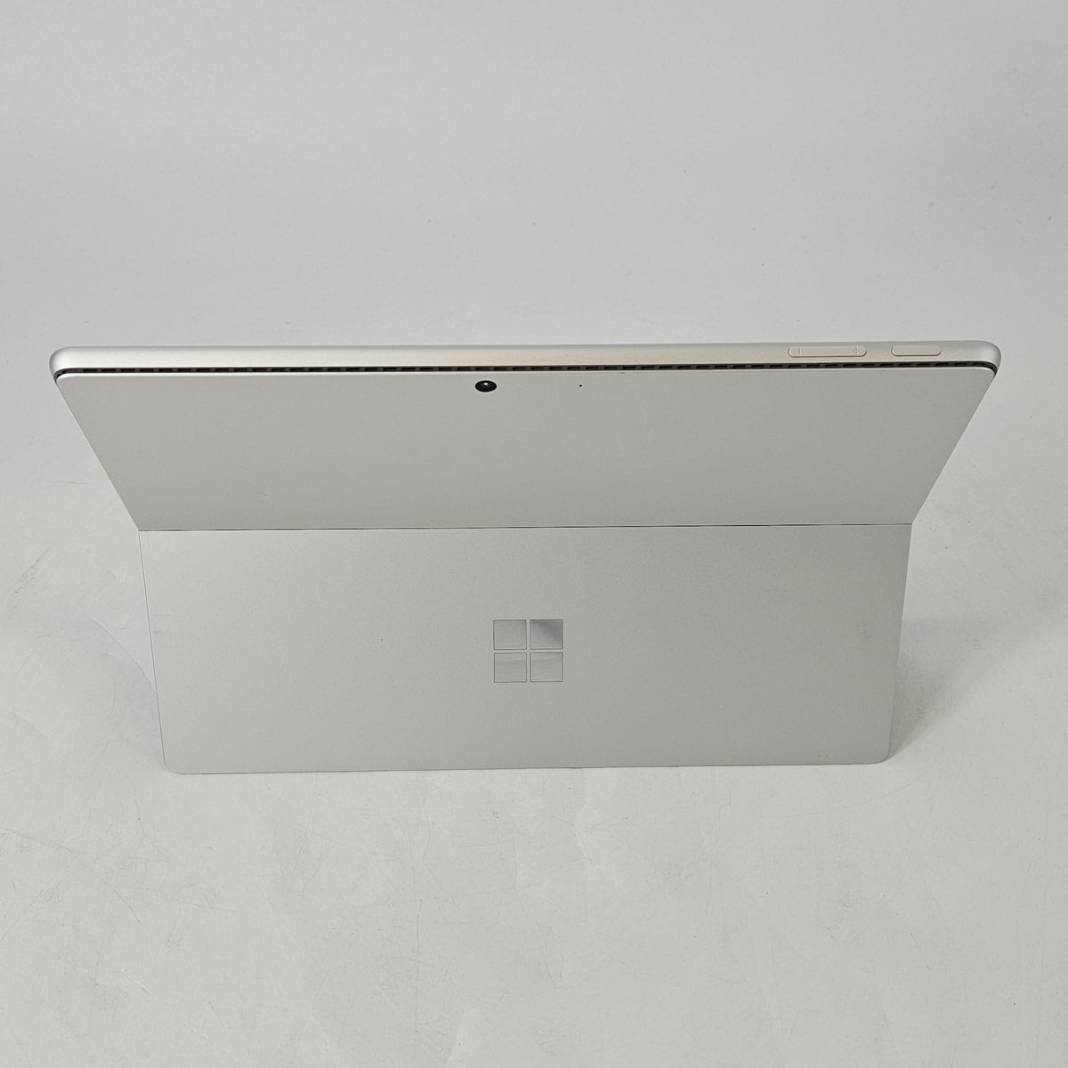 Microsoft Surface Pro 9 13 Platinum WiFi 2.6 GHz Intel Core i7 12th Gen. 16GB RAM 256GB Solid State Drive - Image 4