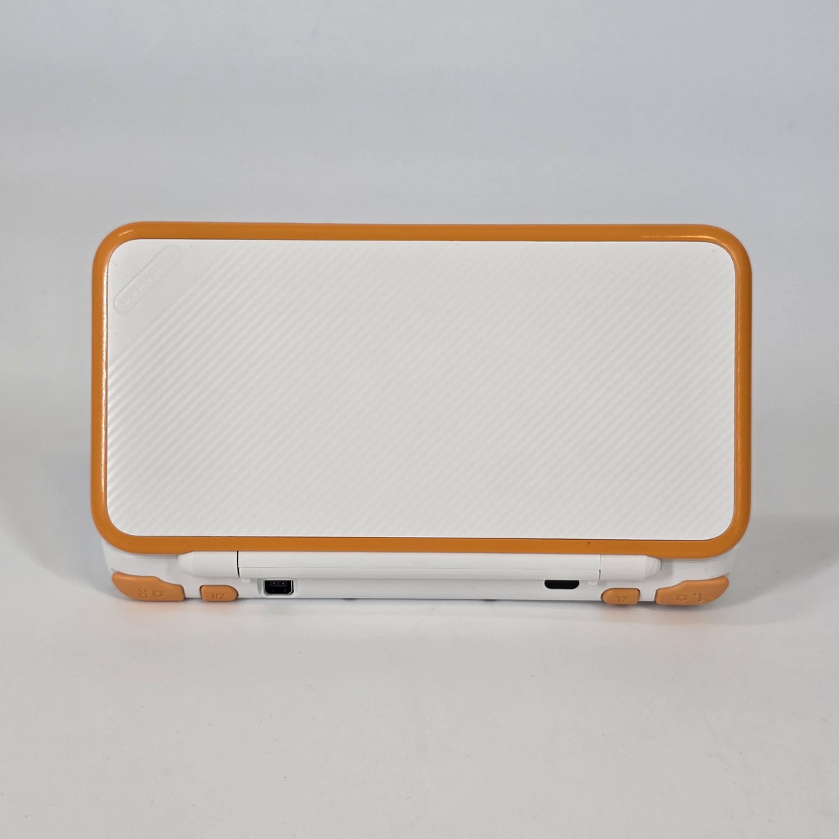 Nintendo New 2DS XL White + Orange White - Image 6