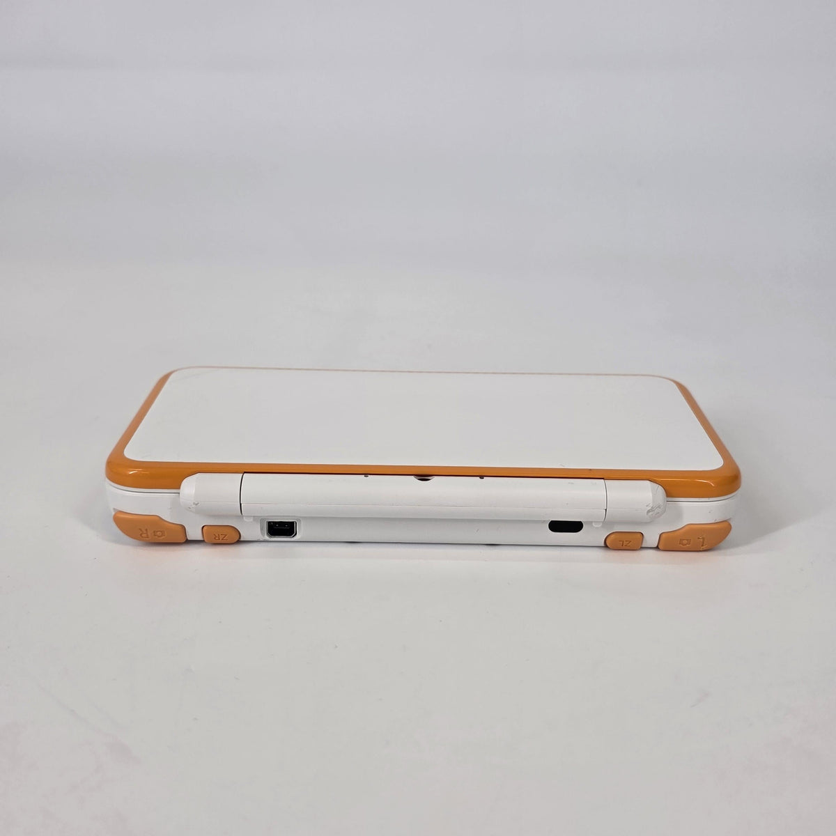 Nintendo New 2DS XL White + Orange White - Image 8