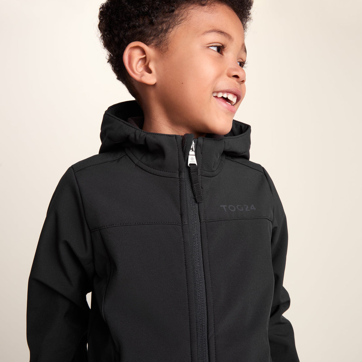 Koroma Kids Softshell Hooded Jacket - Black - Image 5