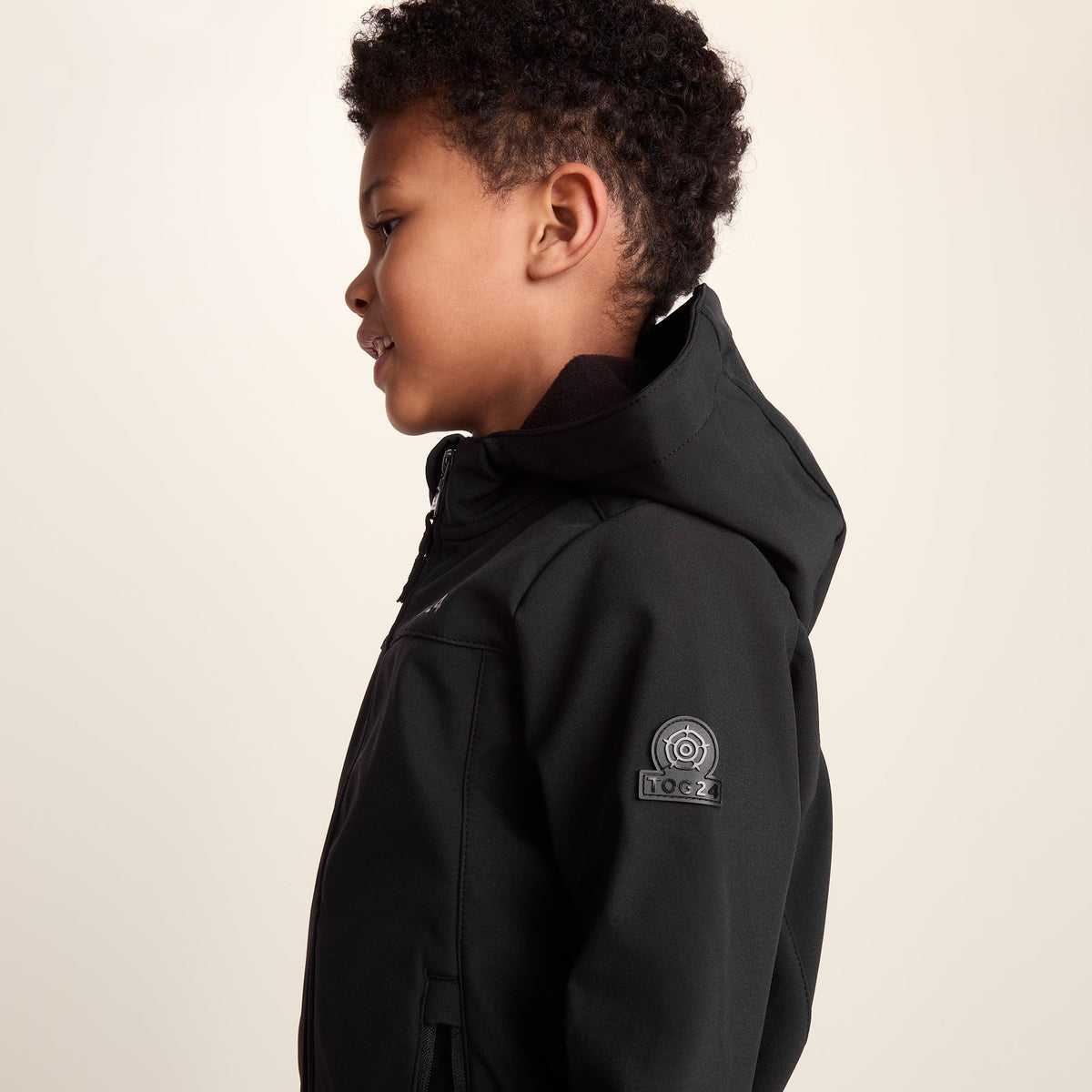Koroma Kids Softshell Hooded Jacket - Black - Image 6