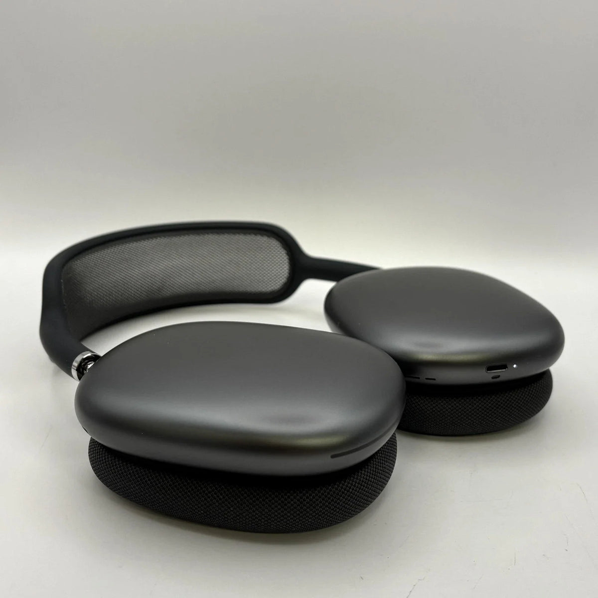Apple AirPods Max Lightning Black - Image 5