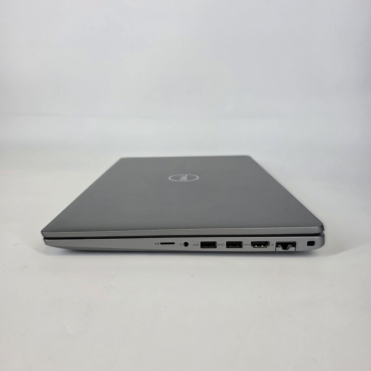 Dell Latitude 5540 15.6 Silver 1.9 GHz Intel Core i7 13th Gen. 32GB RAM 1TB Solid State Drive - Image 6