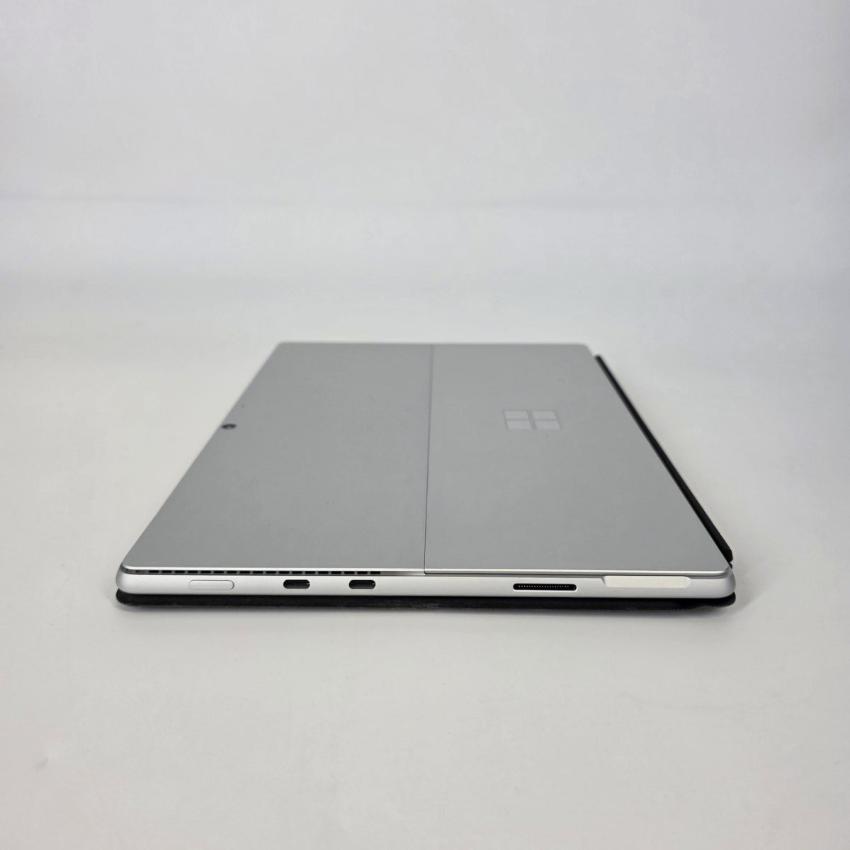 Microsoft Surface Pro 8 13 Silver WiFi 2.6 GHz Intel Core i5 11th Gen. 16GB RAM 256GB Solid State Drive - Image 6
