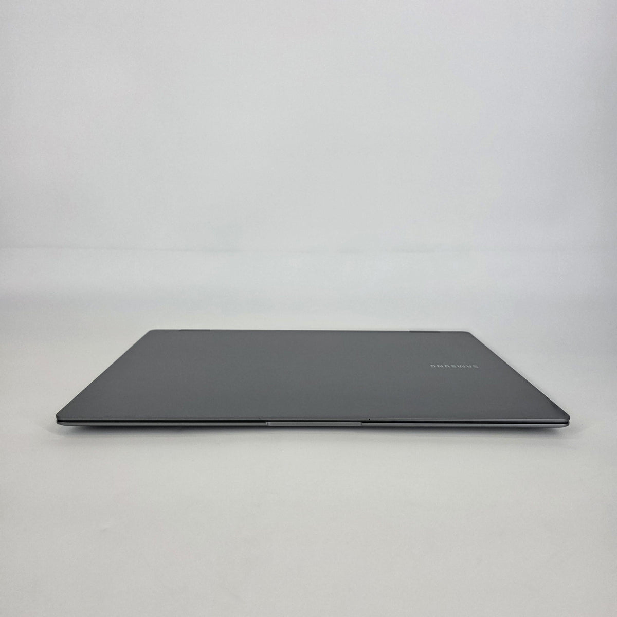 Samsung Galaxy Book5 Pro 360 16 Silver 2.2 GHz Intel Core Ultra 7 Series 2 16GB RAM 1TB Solid State Drive - Image 9