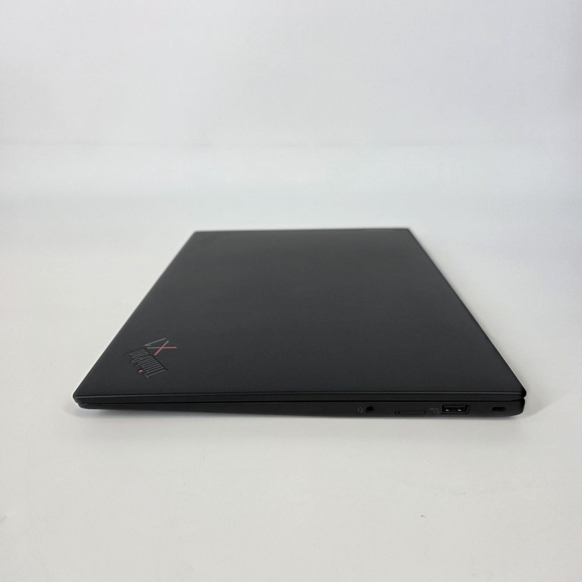Lenovo ThinkPad X1 Carbon Gen 9 14 Black 2.8 GHz Intel Core i7 11th Gen. 16GB RAM 1TB Solid State Drive - Image 7