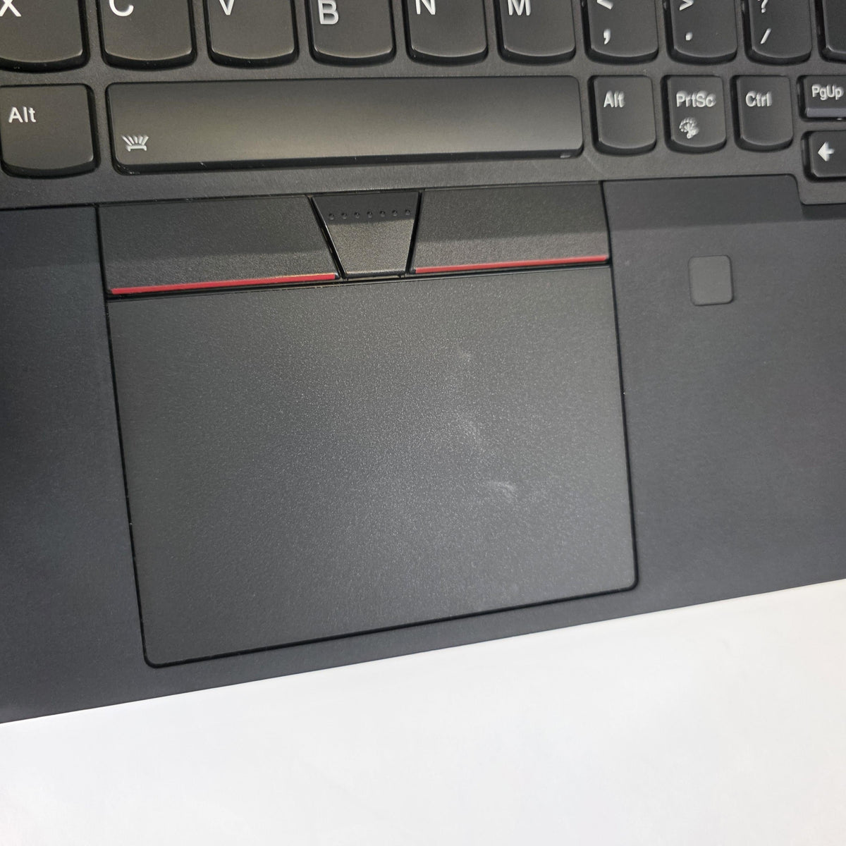Lenovo ThinkPad P53s 15.6 Black 1.9 GHz Intel Core i7 8th Gen. 16GB RAM 512GB Solid State Drive NVIDIA Quadro P520 - Image 13