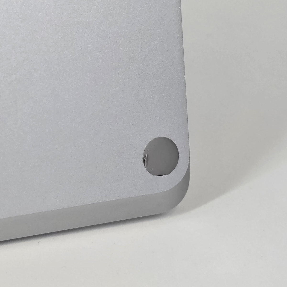 Microsoft Surface Laptop 5 13.5 Platinum 2.7 GHz Intel Core i7 12th Gen. 16GB RAM 256GB Solid State Drive - Image 13