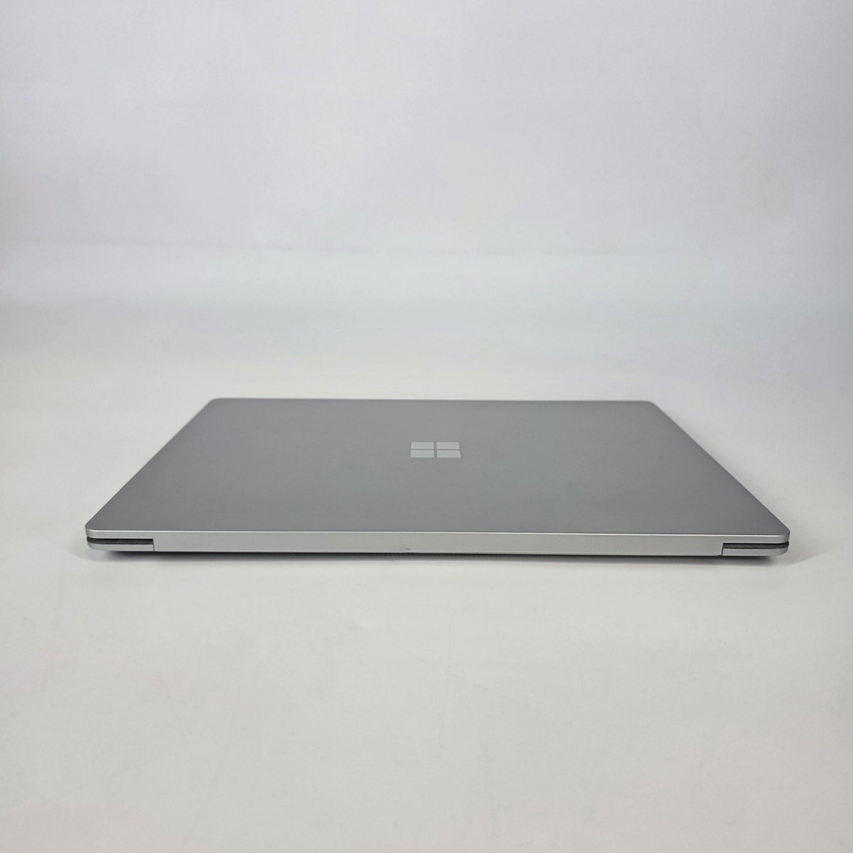 Microsoft Surface Laptop 5 13.5 Platinum 2.7 GHz Intel Core i7 12th Gen. 16GB RAM 256GB Solid State Drive - Image 6