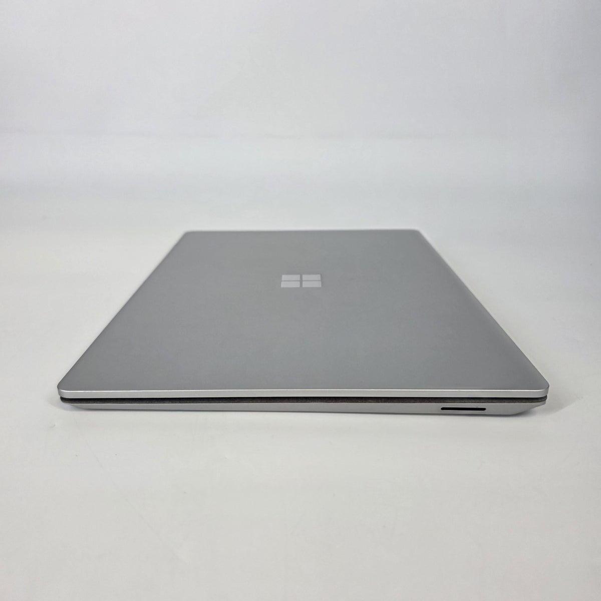Microsoft Surface Laptop 5 13.5 Platinum 2.7 GHz Intel Core i7 12th Gen. 16GB RAM 256GB Solid State Drive - Image 7