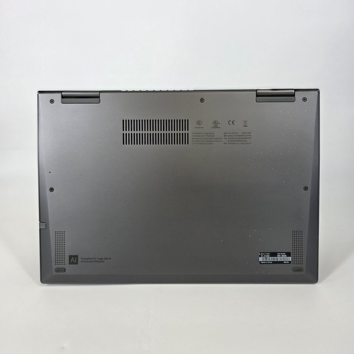 Lenovo ThinkPad X1 Yoga Gen 6 14 Gray 2.8 GHz Intel Core i7 11th Gen. 16GB RAM 256GB Solid State Drive - Image 5