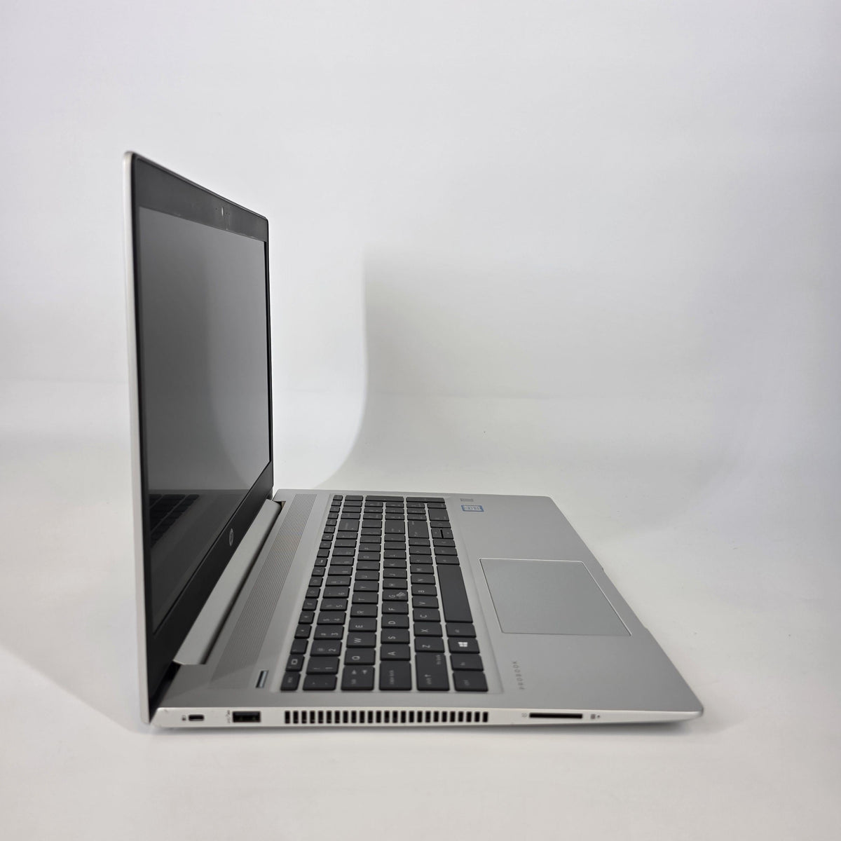 HP ProBook 450 G6 15.6 Silver 1.8 GHz Intel Core i7 8th Gen. 16GB RAM 256GB Solid State Drive NVIDIA GeForce MX130 - Image 3