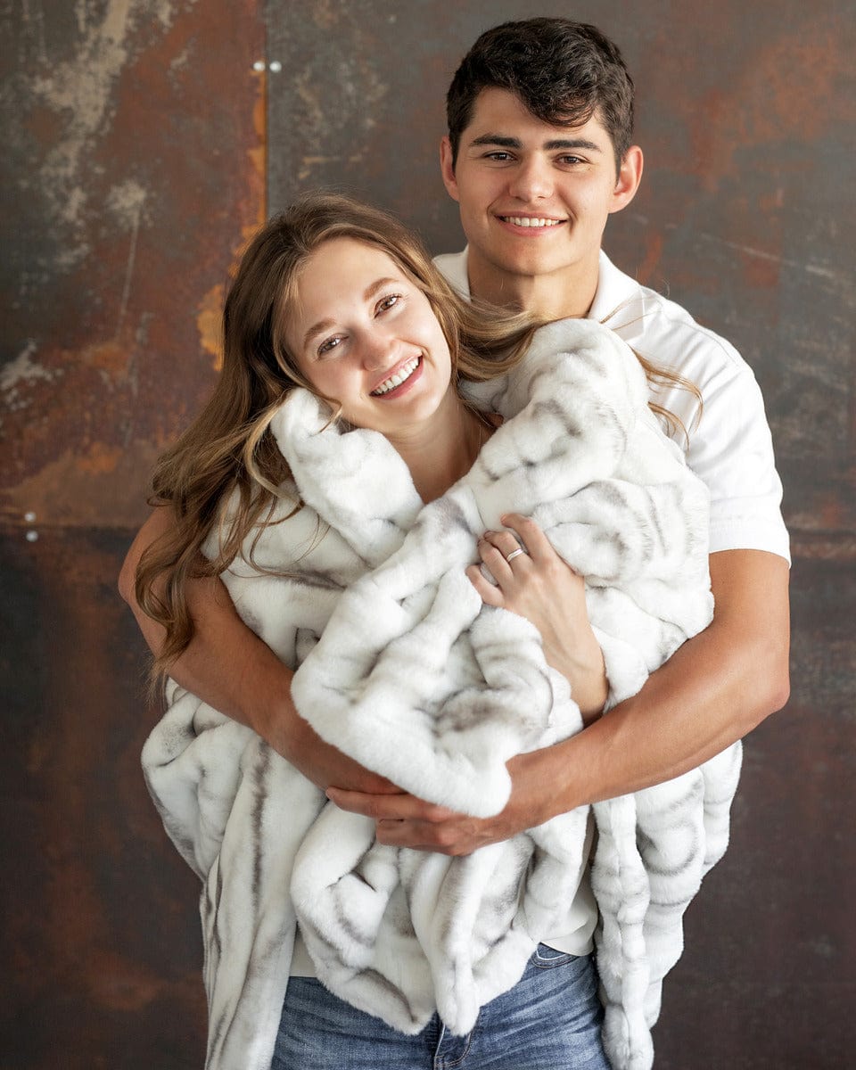 Marble Ivory Blanket - Image 3