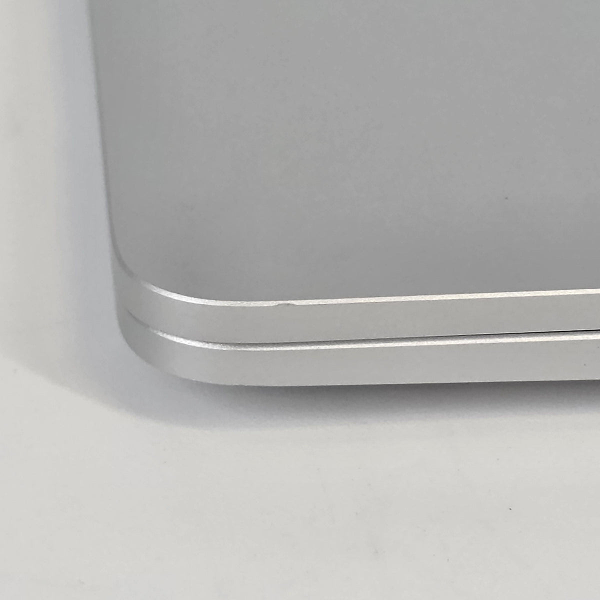 Microsoft Surface Laptop 7 13.8 Platinum WiFi 3.4 GHz Qualcomm Snapdragon X Elite 16GB RAM 1TB Solid State Drive - Image 23