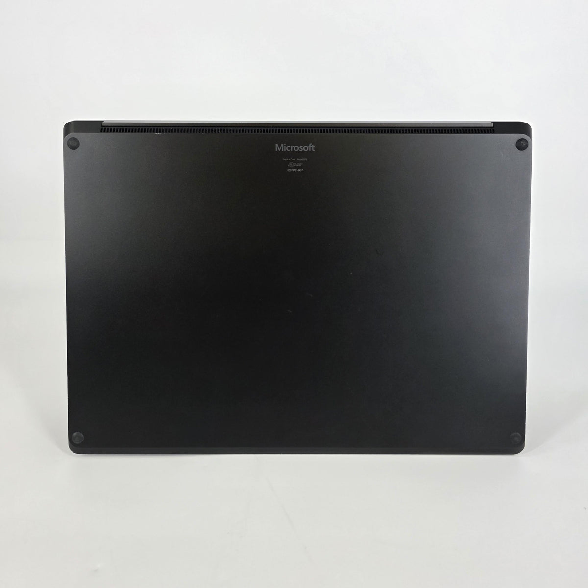 Microsoft Surface Laptop 4 15 Black 3.0 GHz Intel Core i7 11th Gen. 32GB RAM 1TB Solid State Drive - Image 6
