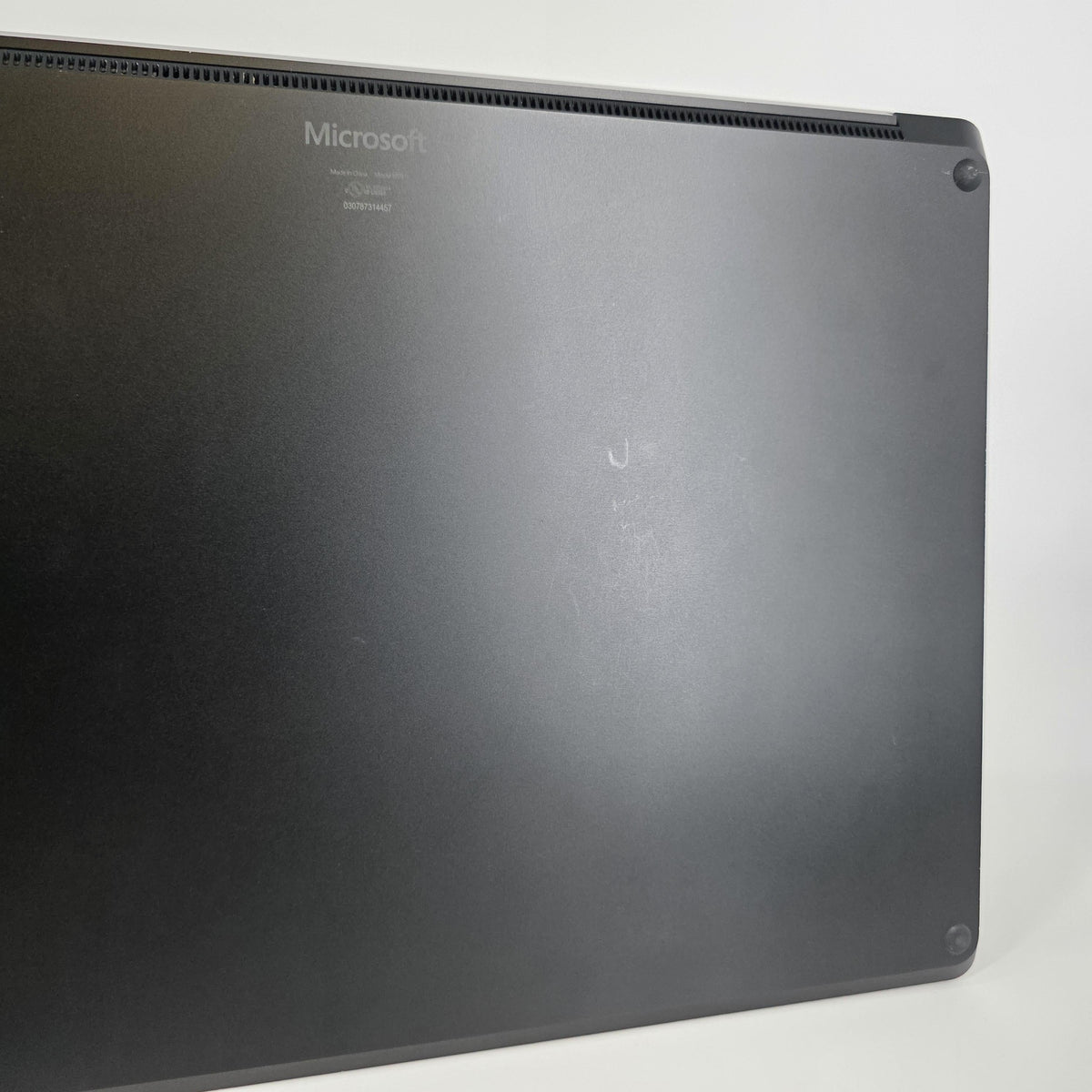 Microsoft Surface Laptop 4 15 Black 3.0 GHz Intel Core i7 11th Gen. 32GB RAM 1TB Solid State Drive - Image 22