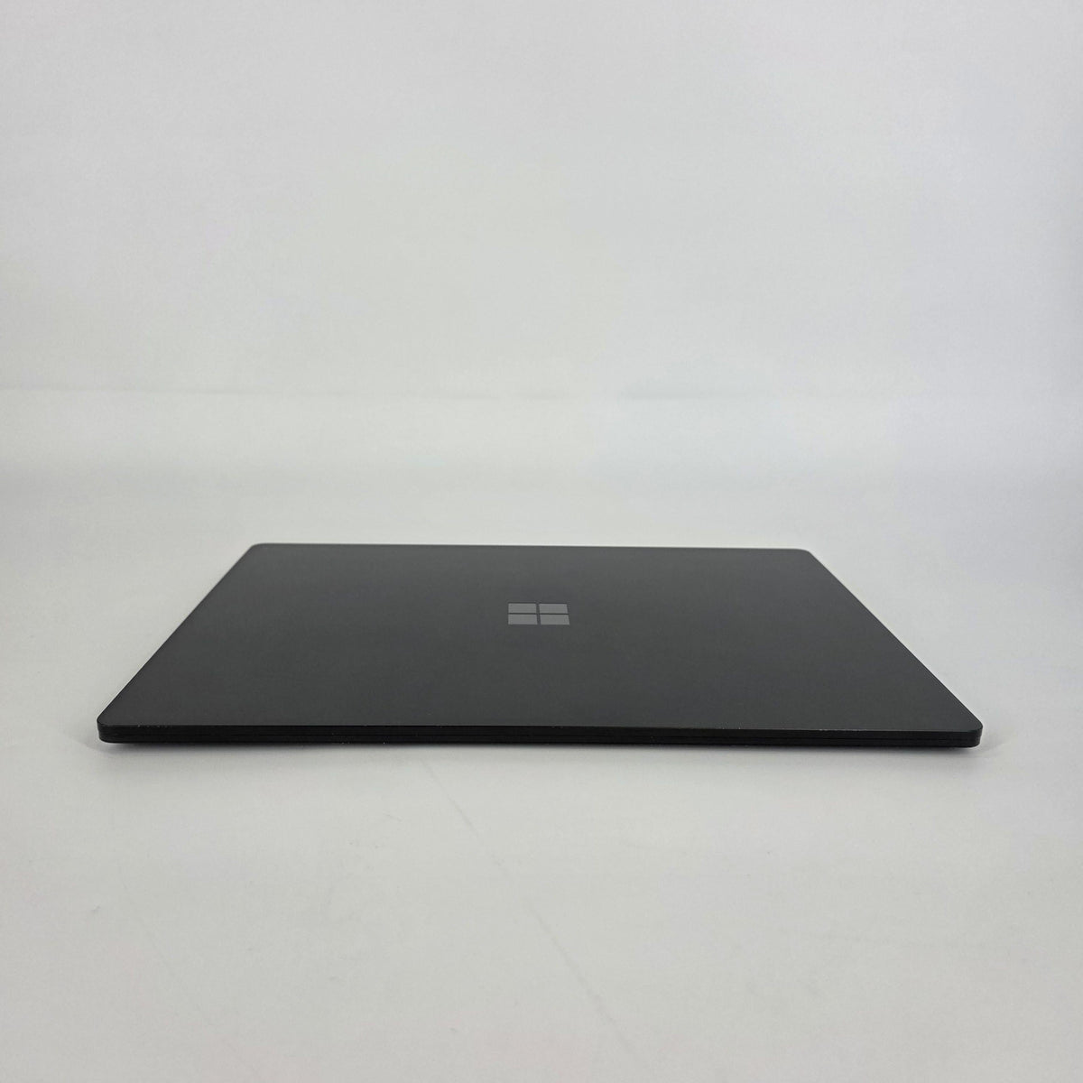 Microsoft Surface Laptop 4 15 Black 3.0 GHz Intel Core i7 11th Gen. 32GB RAM 1TB Solid State Drive - Image 10