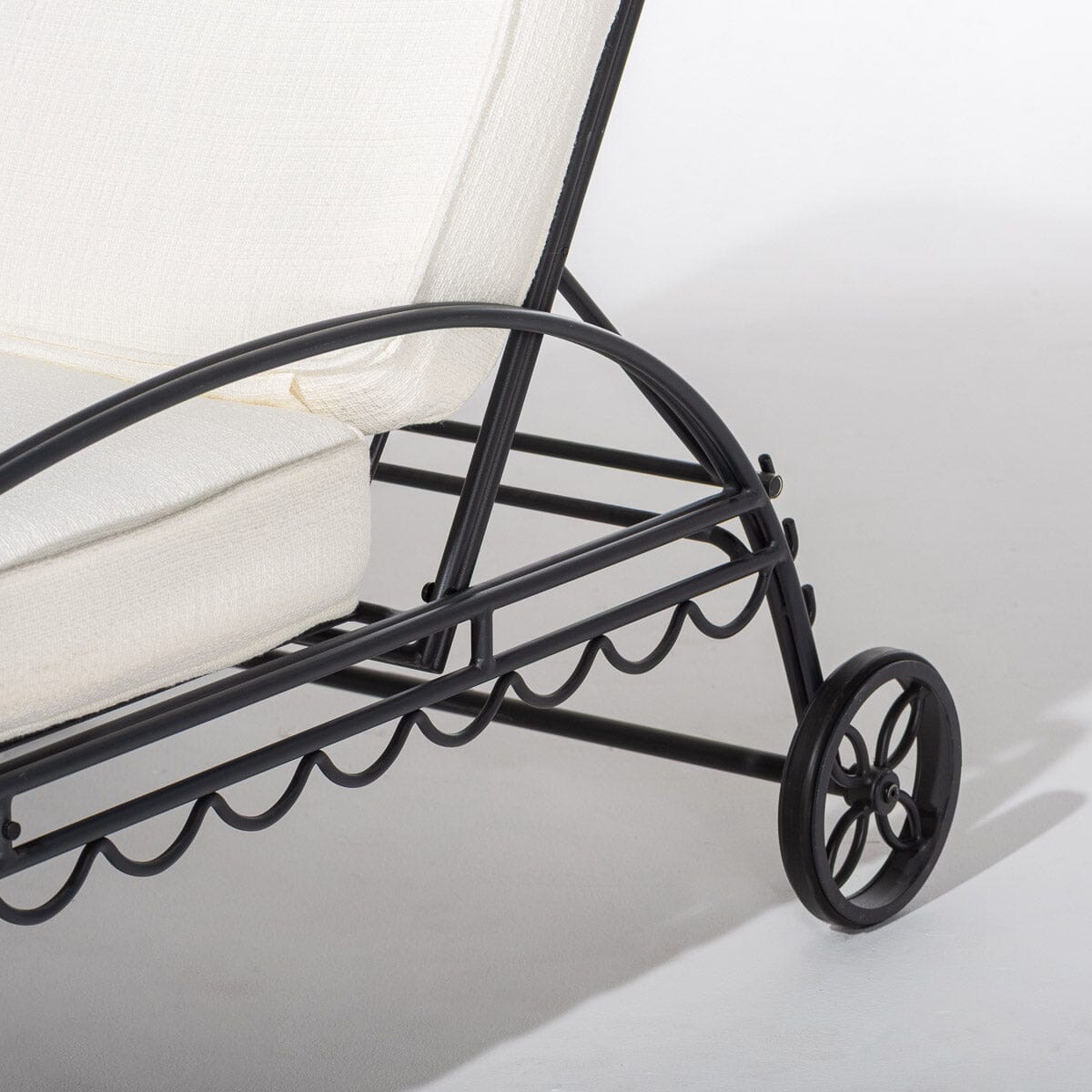 The Al Fresco Sun Lounger - Image 6
