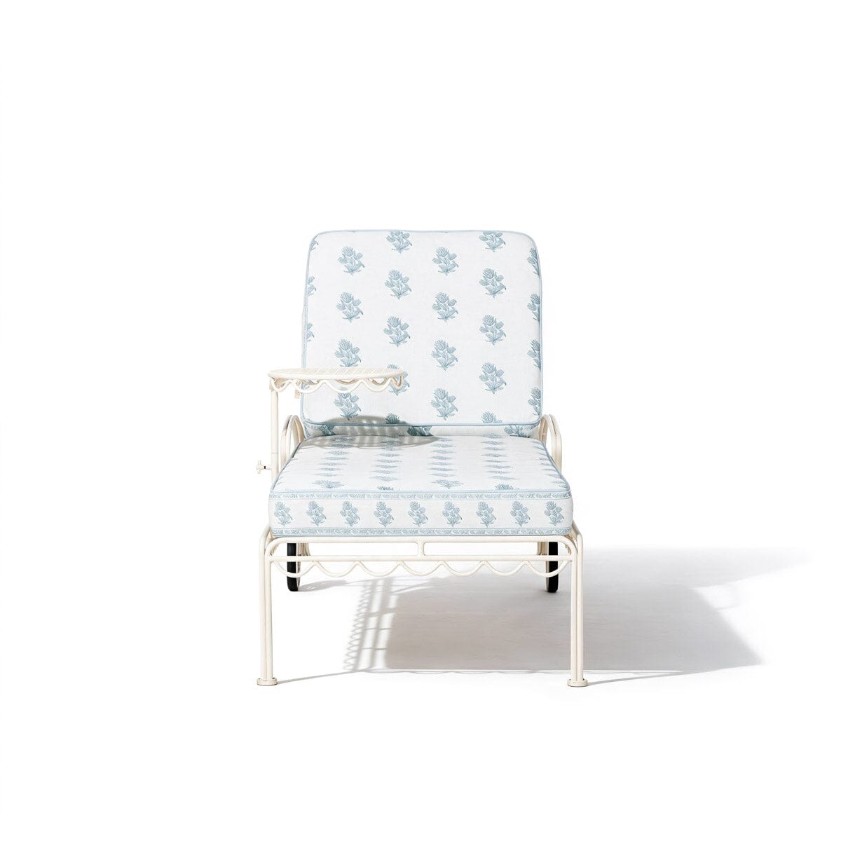 The Al Fresco Sun Lounger by Amanda Lindroth - Image 4