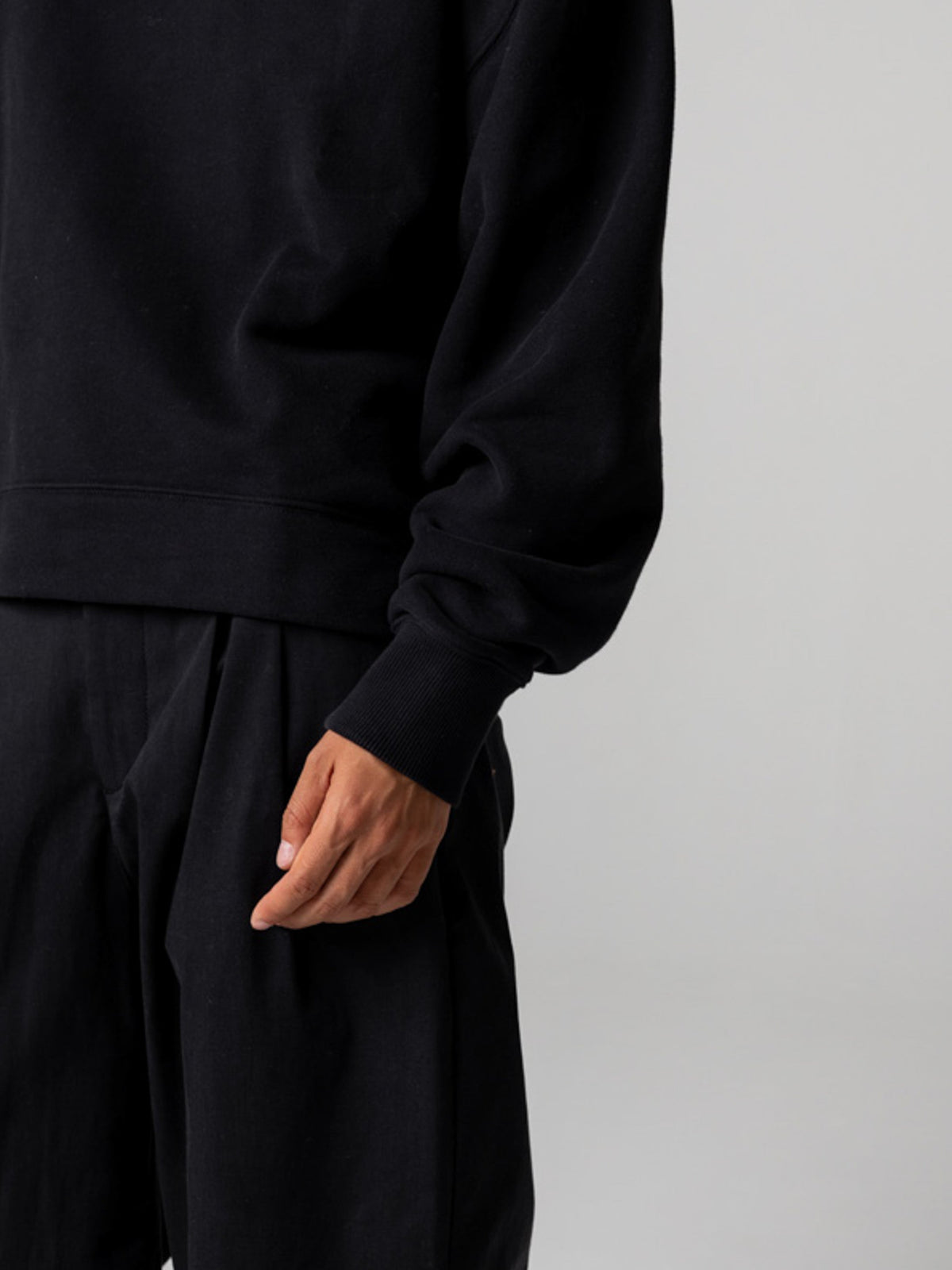 Women's Amy Powney + Finisterre Oversized Sweatshirt - Image 7