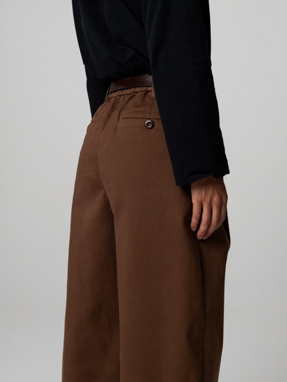 Women's Amy Powney + Finisterre Pleat Front Trouser - Image 6