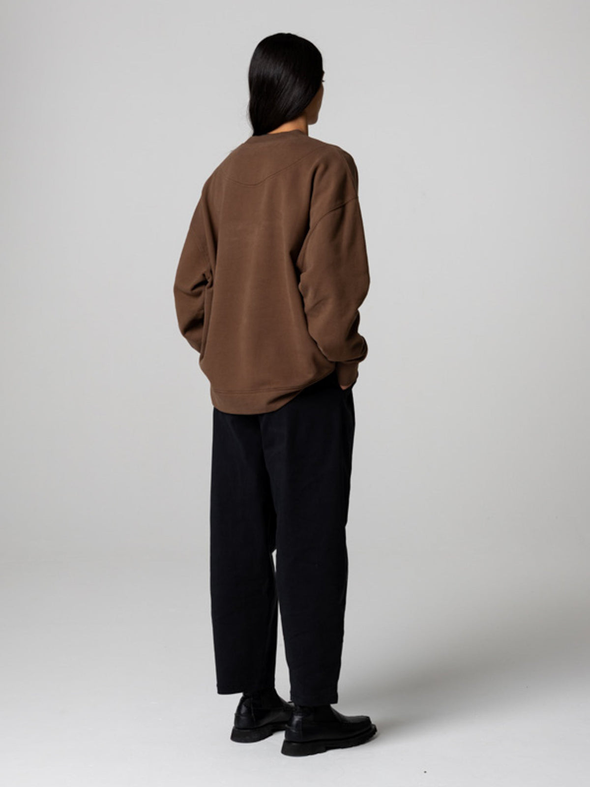 Women's Amy Powney + Finisterre Oversized Sweatshirt - Image 4