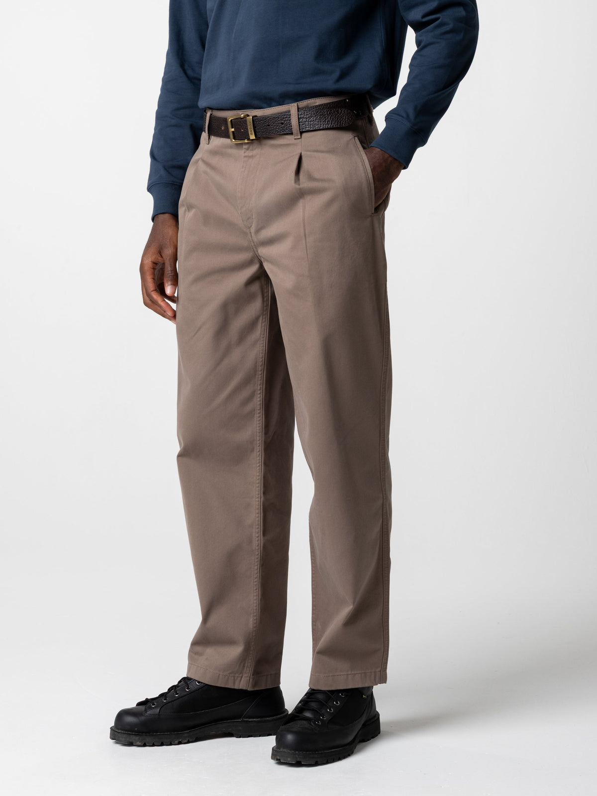 Men's Halyard Wide Trouser - Image 2