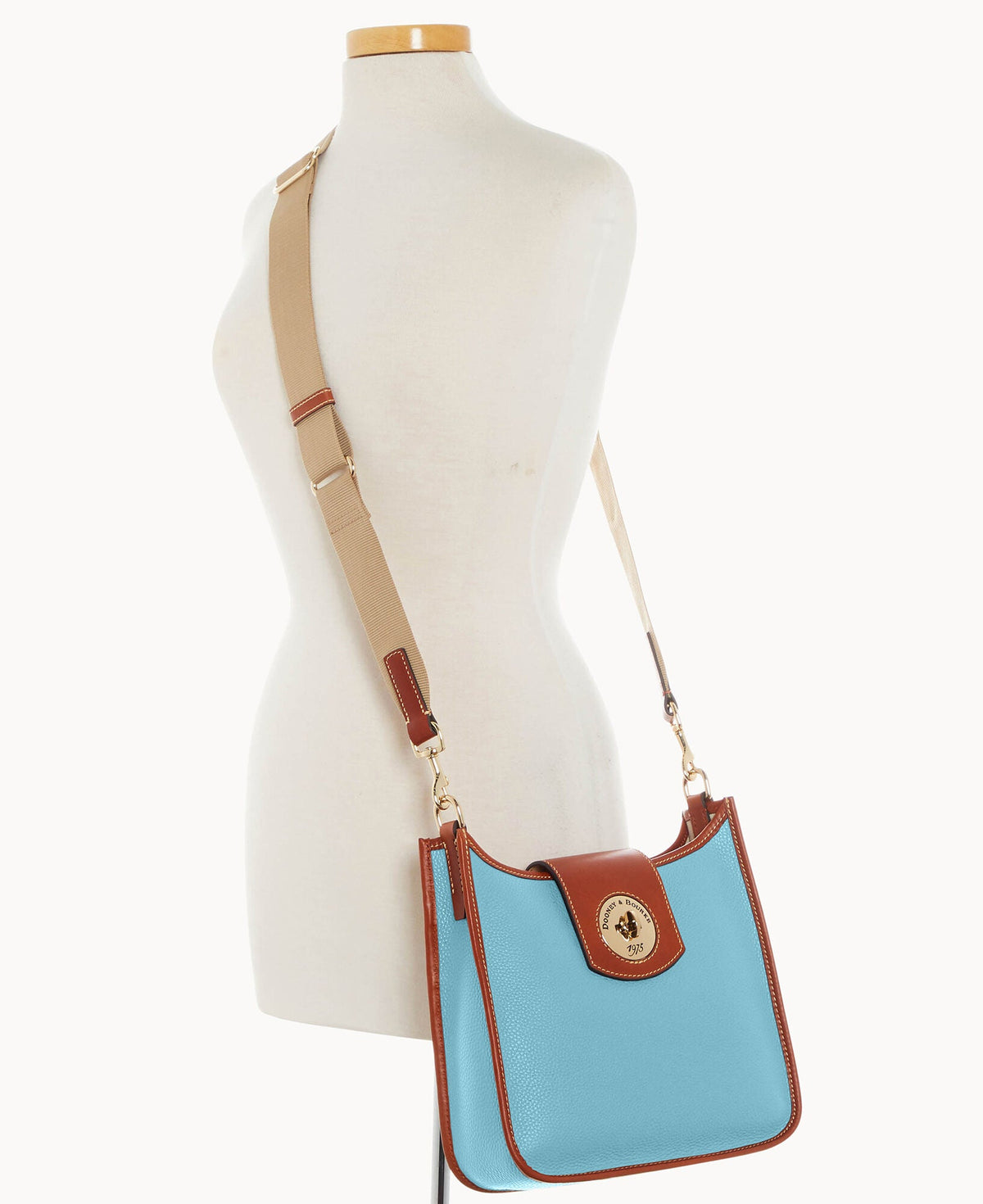 Pebble Turnlock Messenger 28 - Image 55