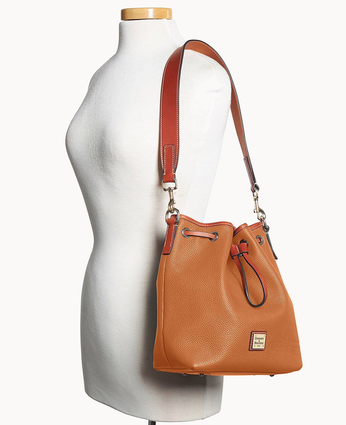 Pebble Grain Drawstring - Image 56