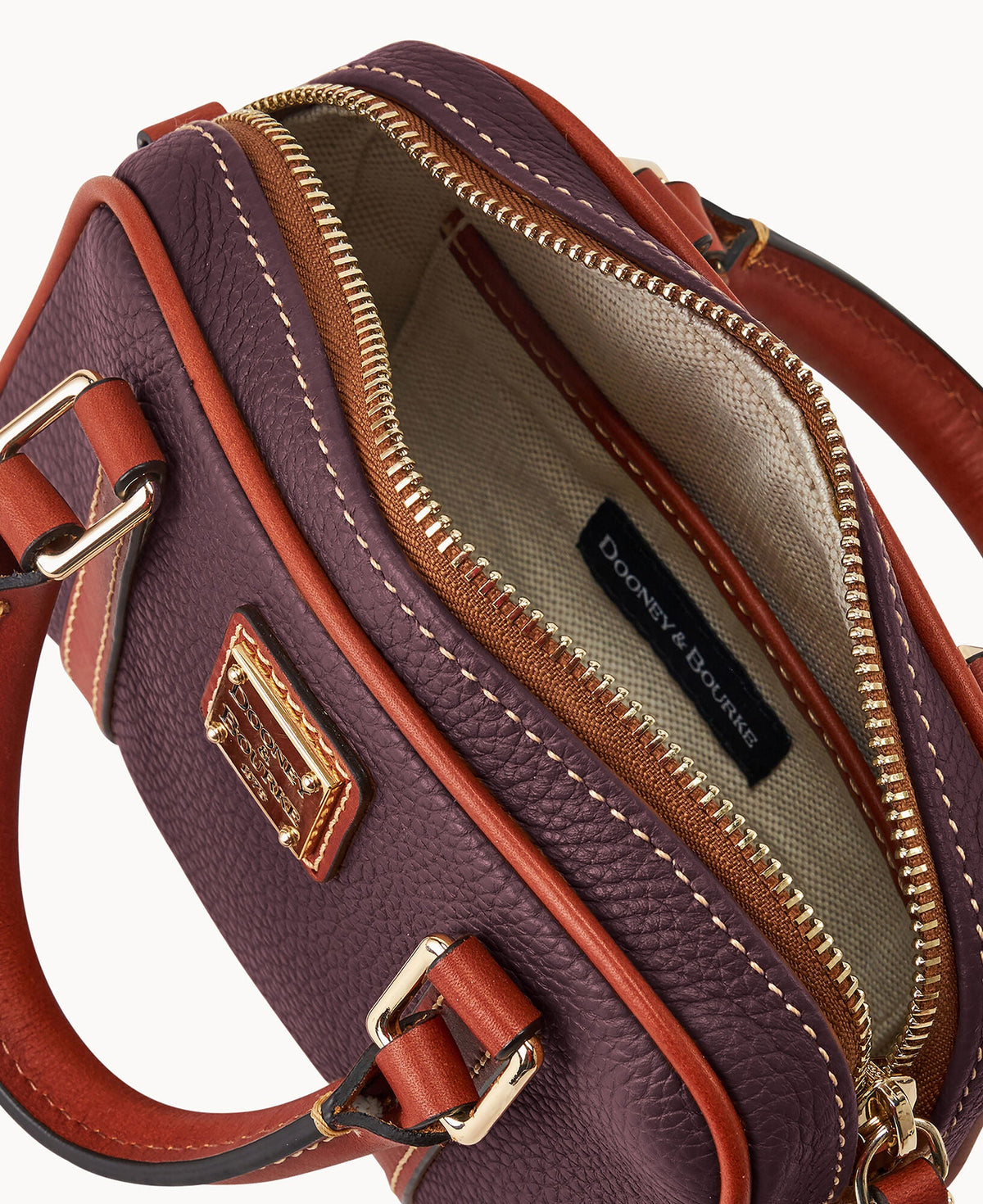Pebble Grain Satchel 20 - Image 11